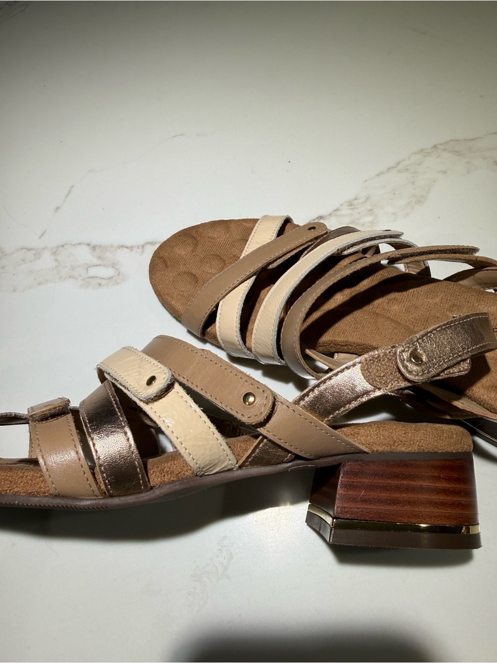 ROZ HAMMERSON Breeze Leather Sandals, Cushioned, Brown/Tan/Cream Size 9N